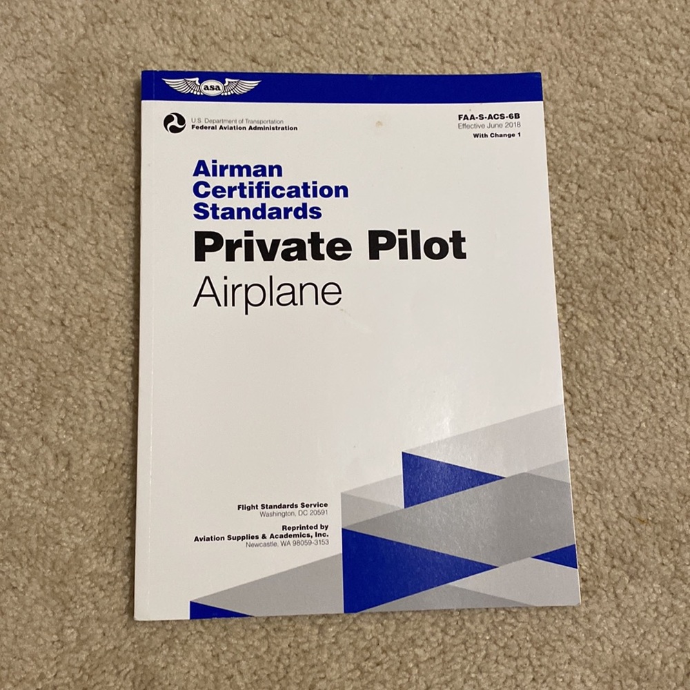 Pilot Student’s Books - Picture 3 of 8